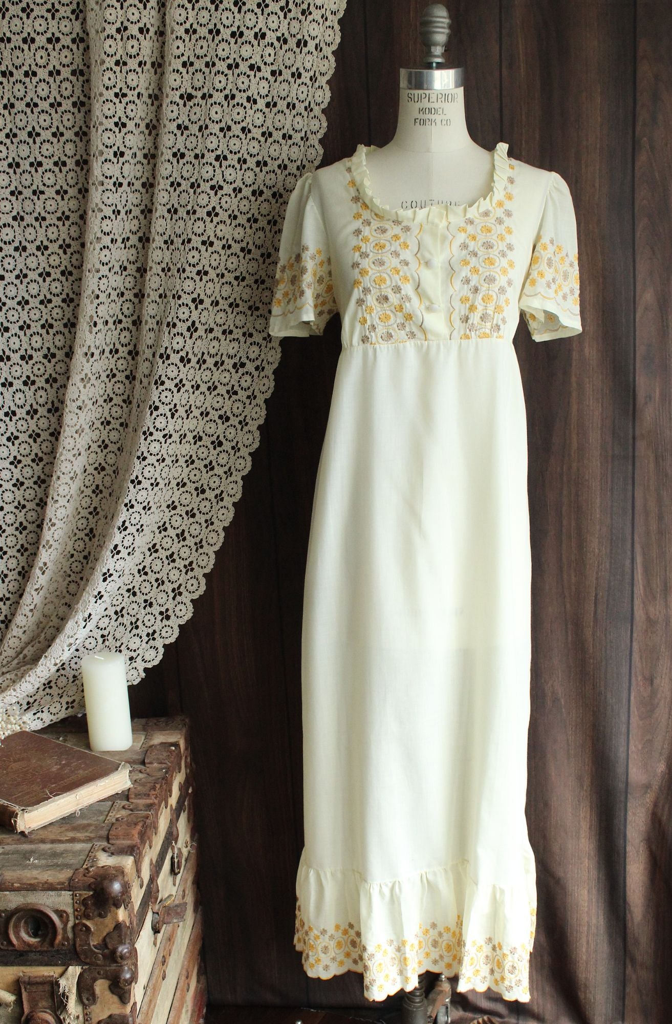 Vintage 1970s Yellow Embroidered Boho Maxidress