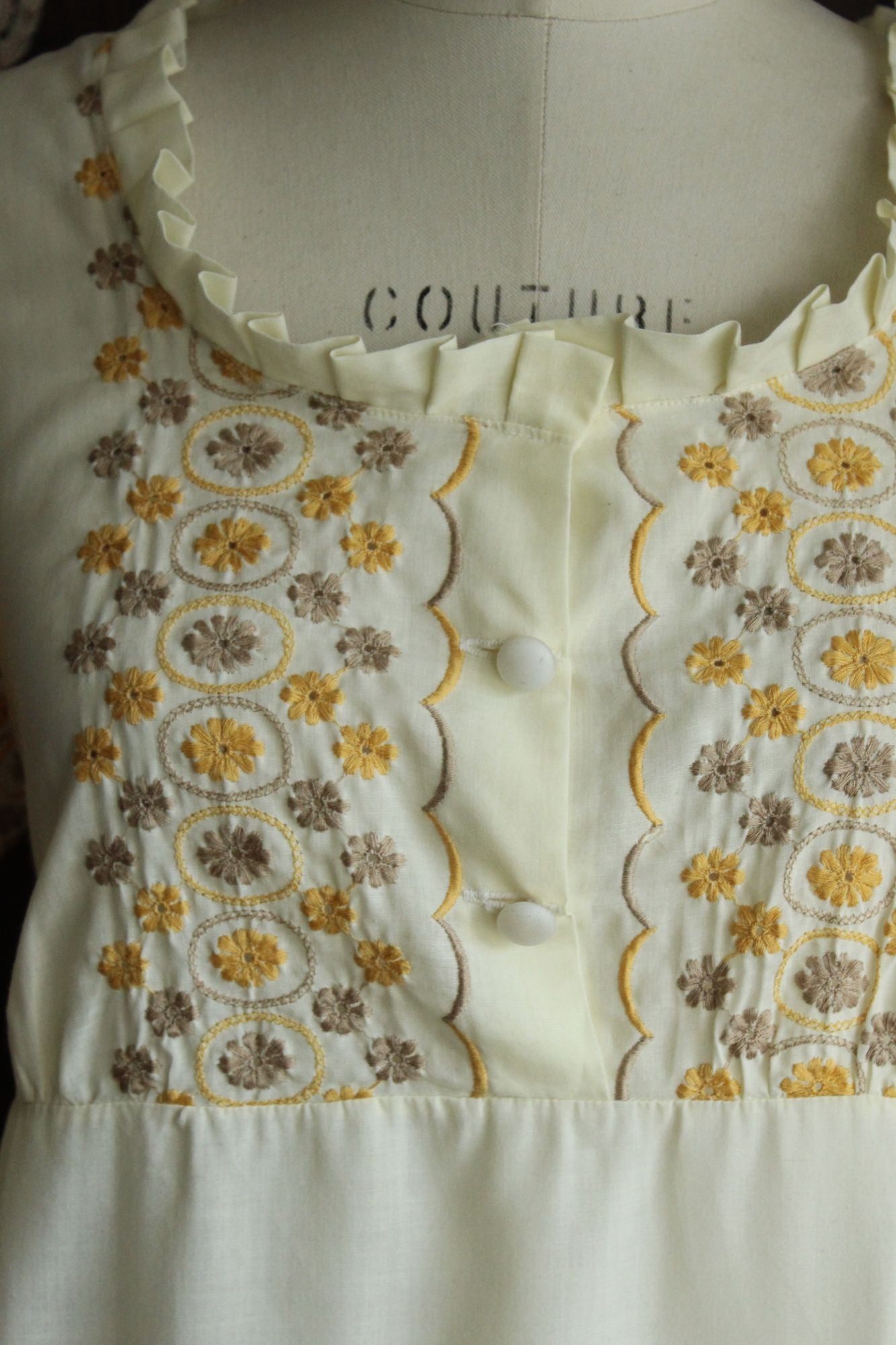 Vintage 1970s Yellow Embroidered Boho Maxidress