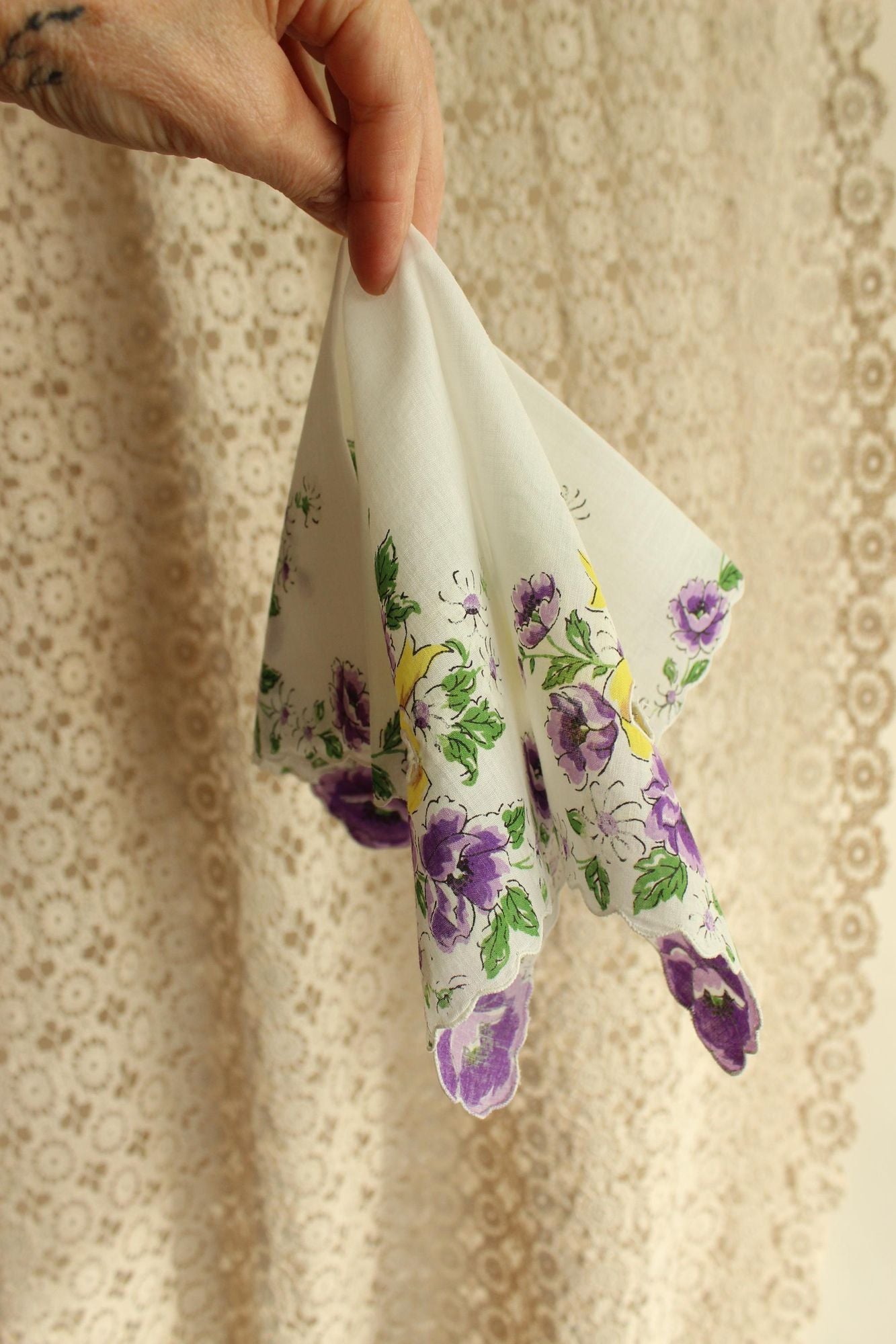 Vintage 1950s Purple Roses with Yellow Ribbon Handkerchief