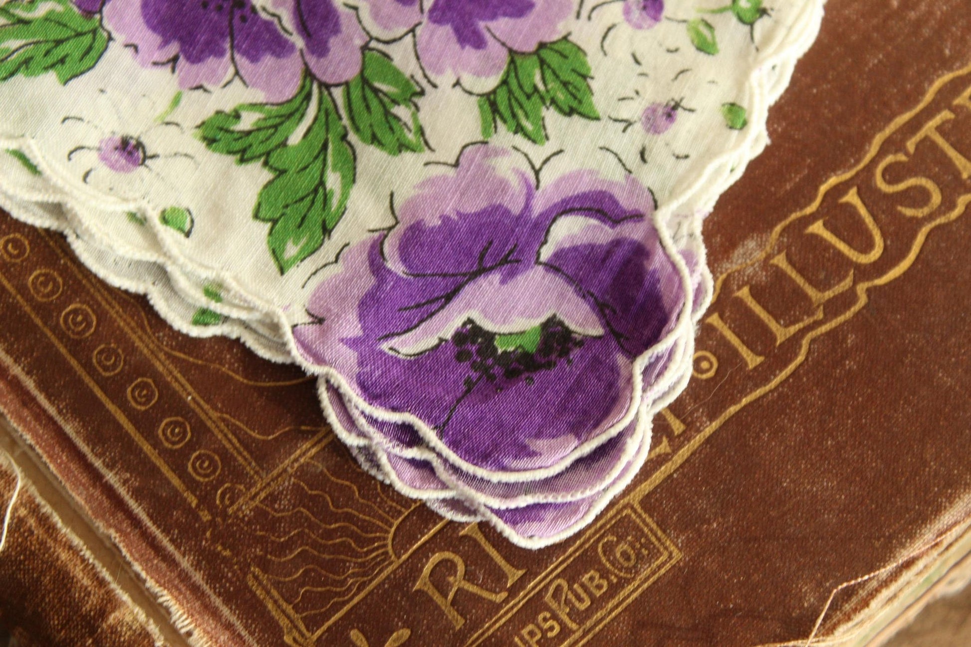 Vintage 1950s Purple Roses with Yellow Ribbon Handkerchief