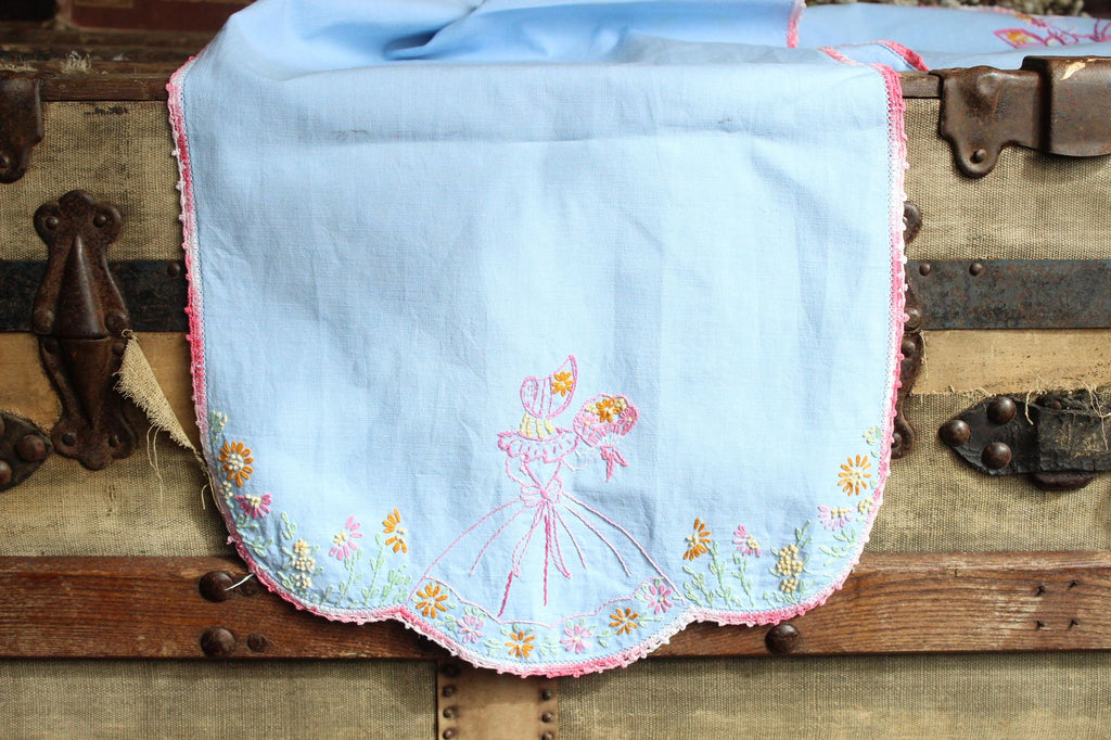 Vintage 1950s Blue Linen Table Runner with Embroidery