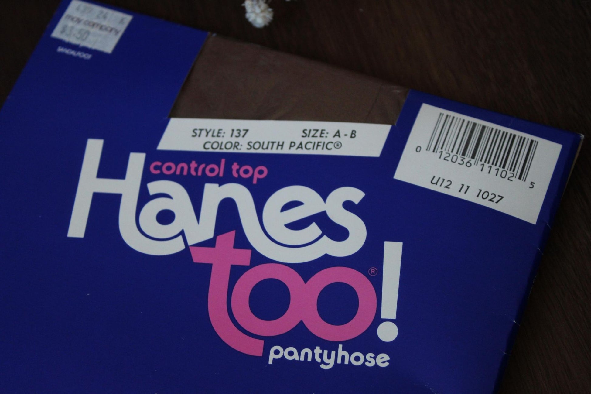 Vintage 1980s 1990s Pantyhose, New NOS Hanes Too, Control Top Size AB South Pacific