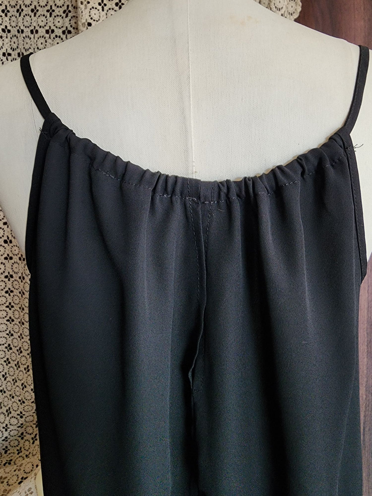 Oboe Womens Top, Black Spaghetti Strap, Size Large, Lace Trim