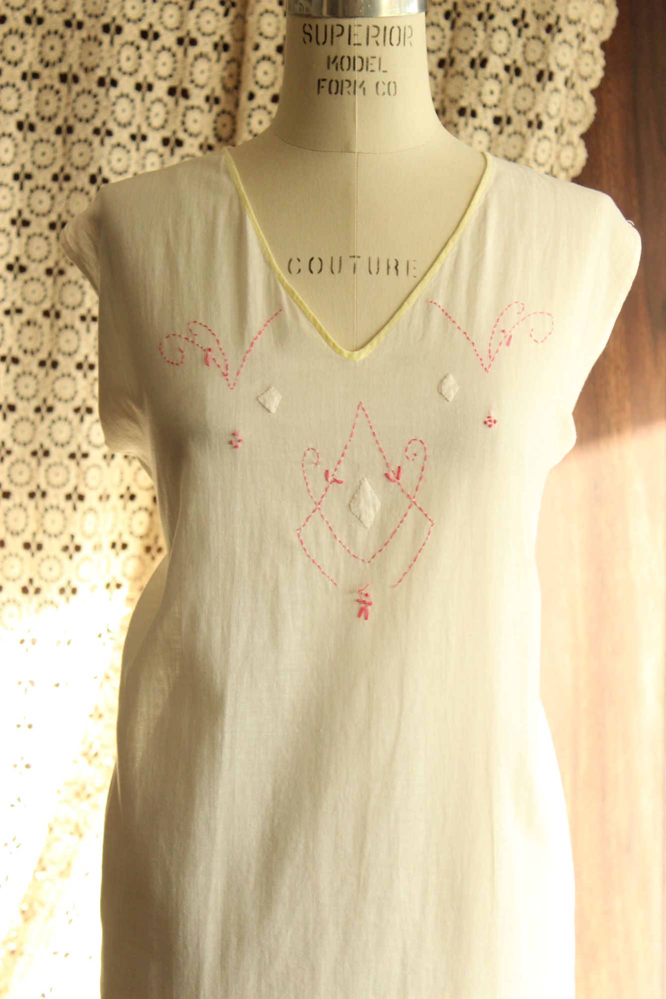 Antique 1910s 1920s White Cotton Embroidered Nightgown