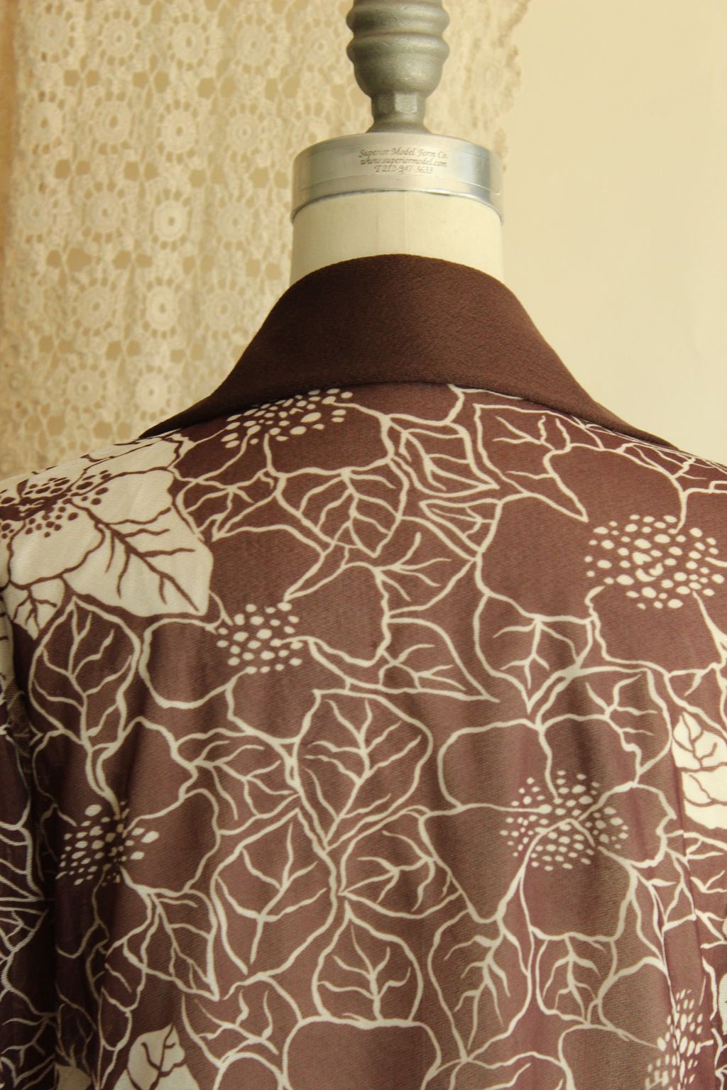 Vintage 1970s Dagger Collar Floral Print Blouse