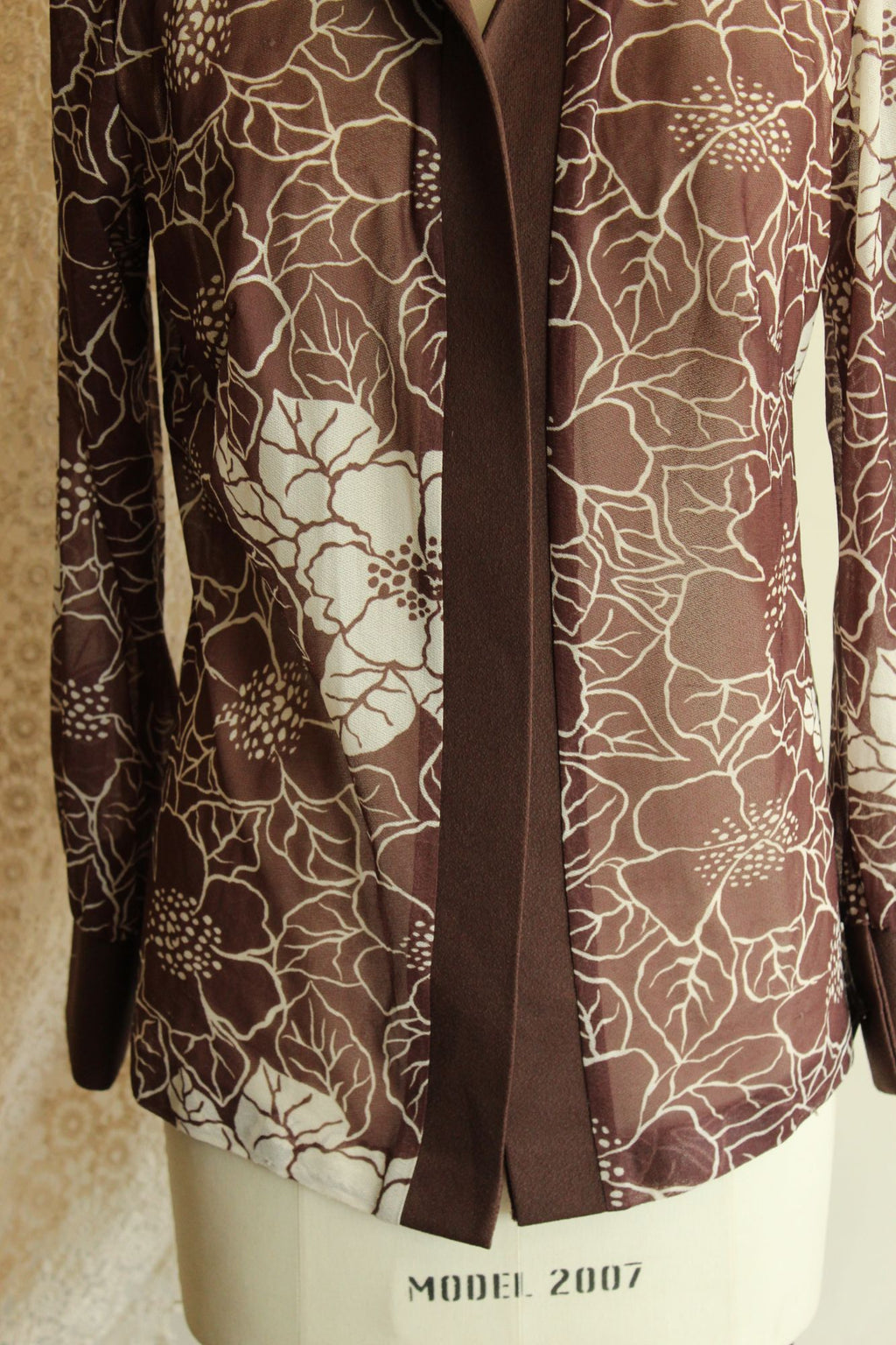 Vintage 1970s Dagger Collar Floral Print Blouse