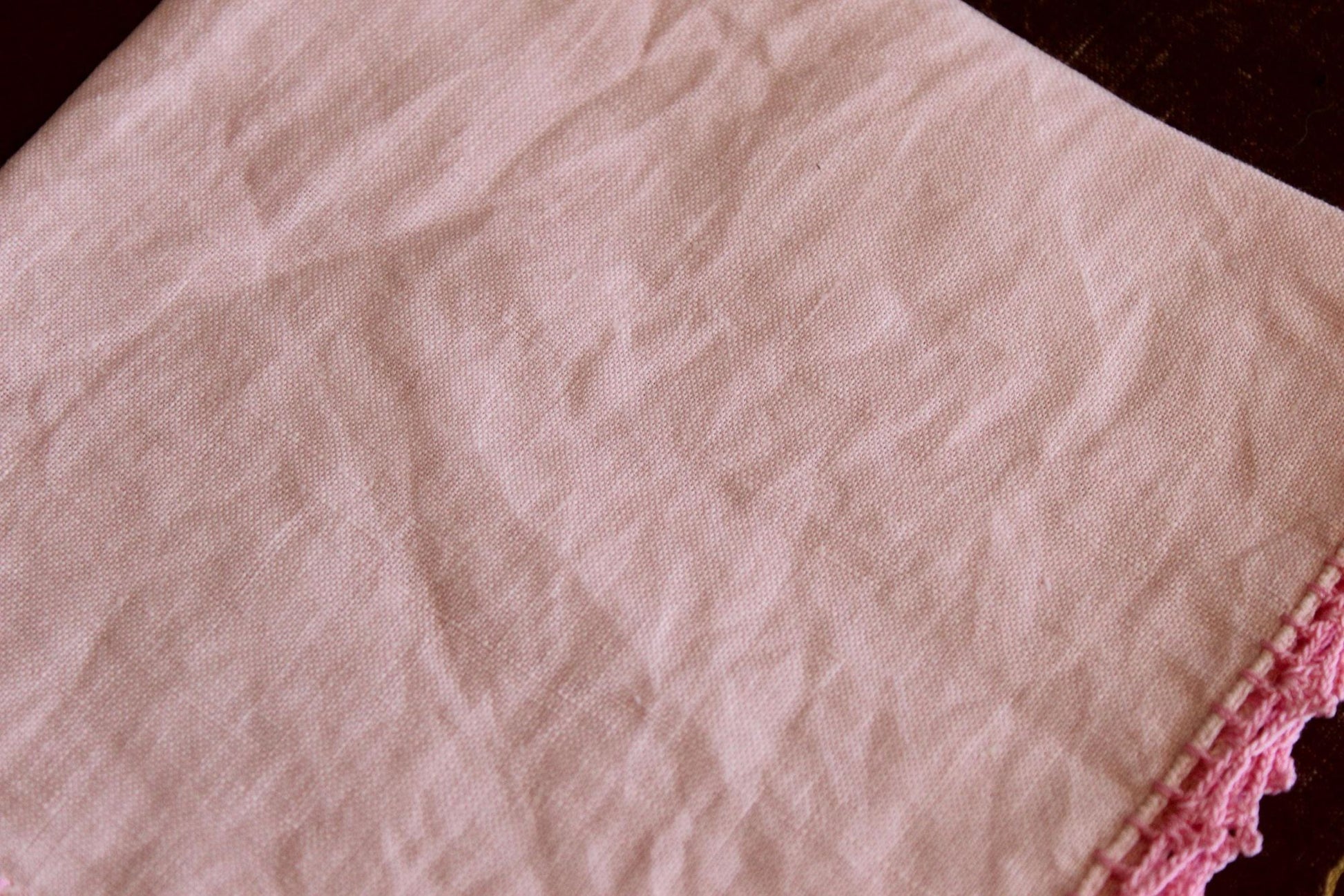 Vintage 1950s 1960s Pink Linen Handkerchief With Crochet Lace Trim