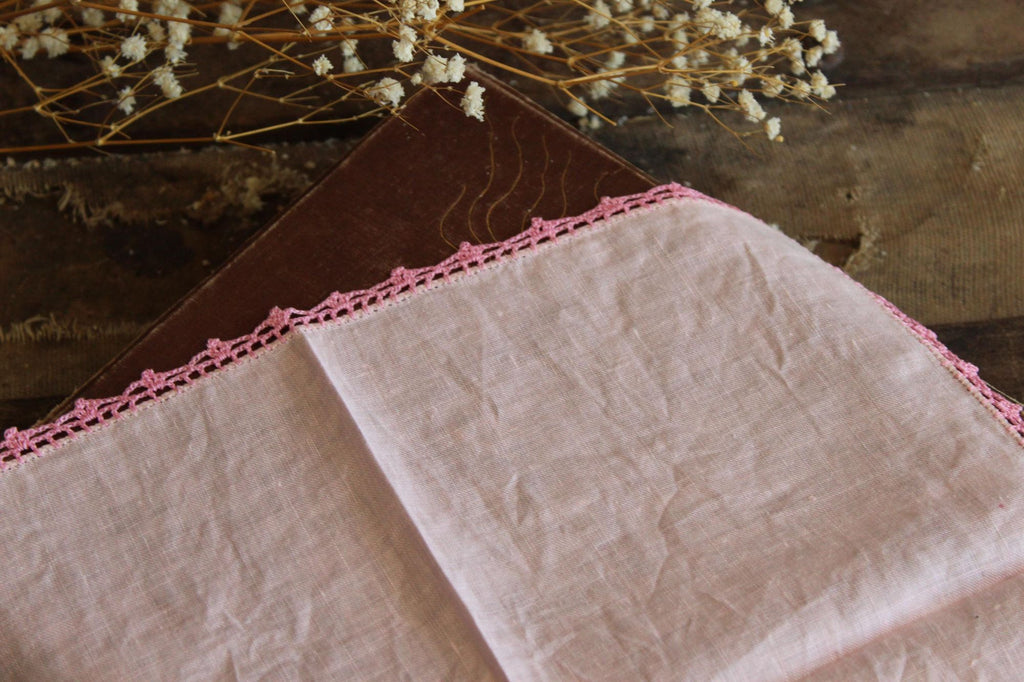Vintage 1950s 1960s Pink Linen Handkerchief With Crochet Lace Trim