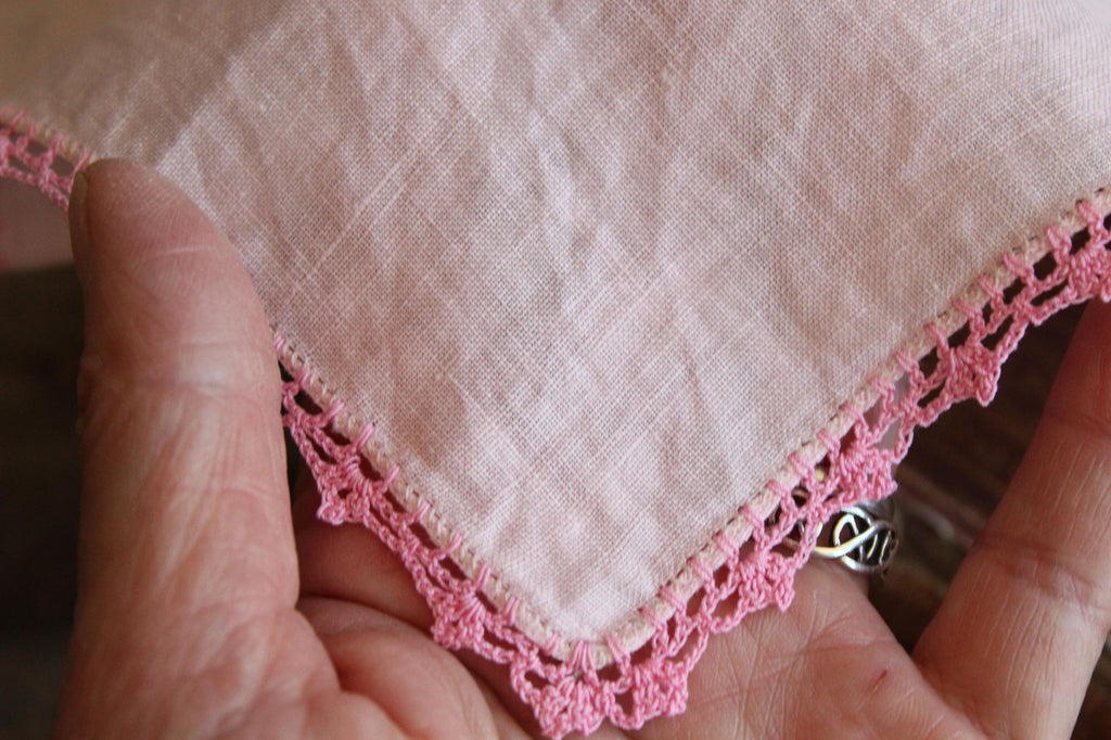 Vintage 1950s 1960s Pink Linen Handkerchief With Crochet Lace Trim