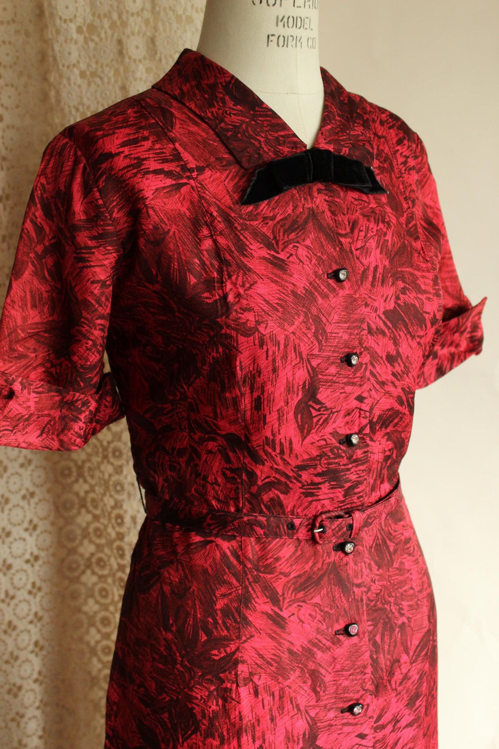 Vintage 1950s House of Shroyers Red and Black Floral Print Dress with Belt