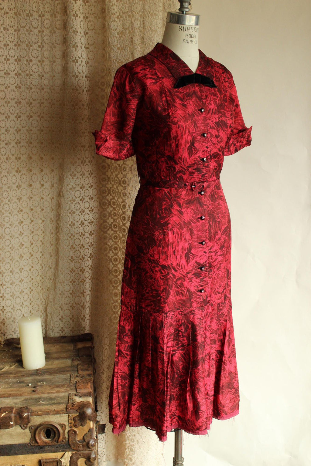 Vintage 1950s House of Shroyers Red and Black Floral Print Dress with Belt