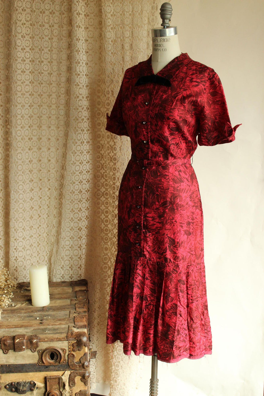 Vintage 1950s House of Shroyers Red and Black Floral Print Dress with Belt