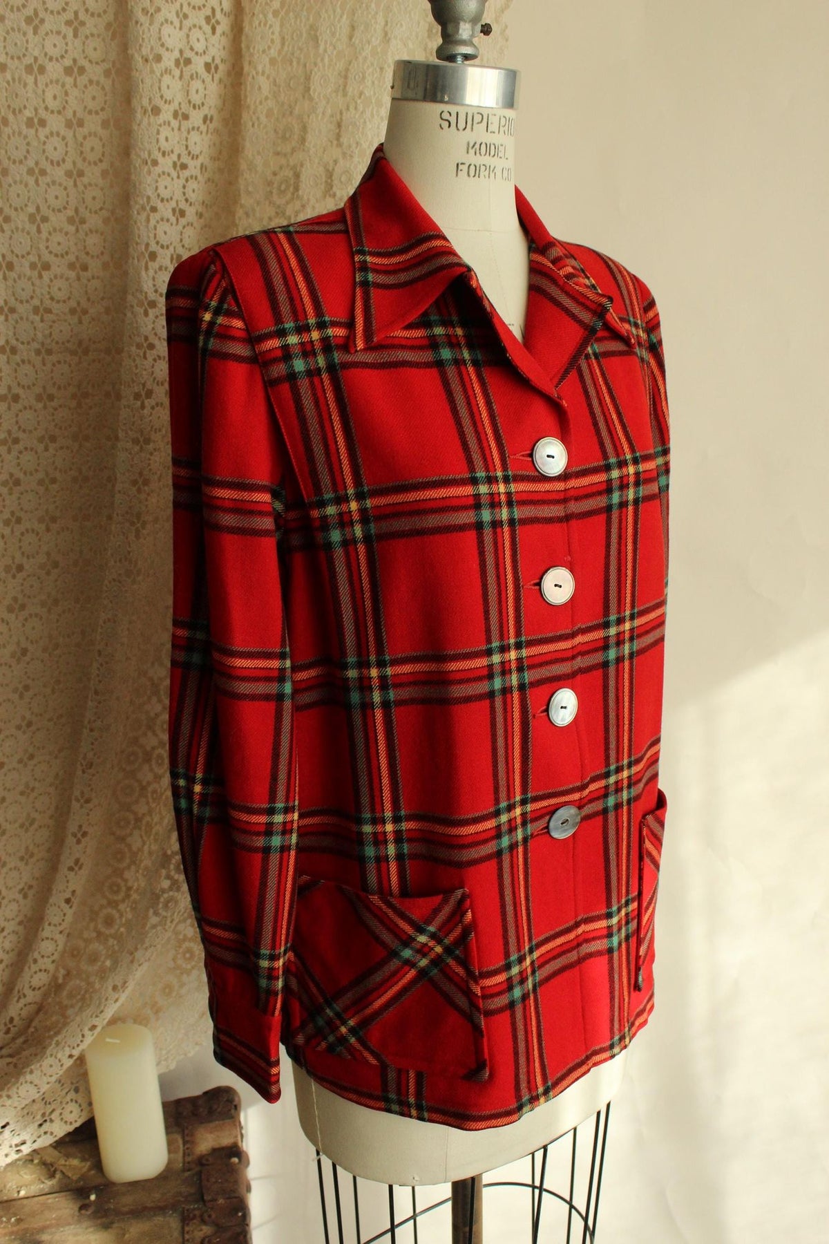 Vintage 1940s Pendleton 49er Jacket in Red Plaid Tartan Wool with Pockets