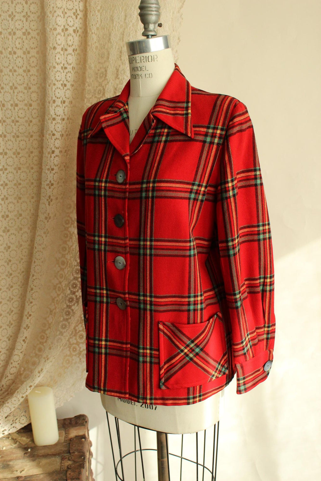 Vintage 1940s Pendleton 49er Jacket in Red Plaid Tartan Wool with Pockets