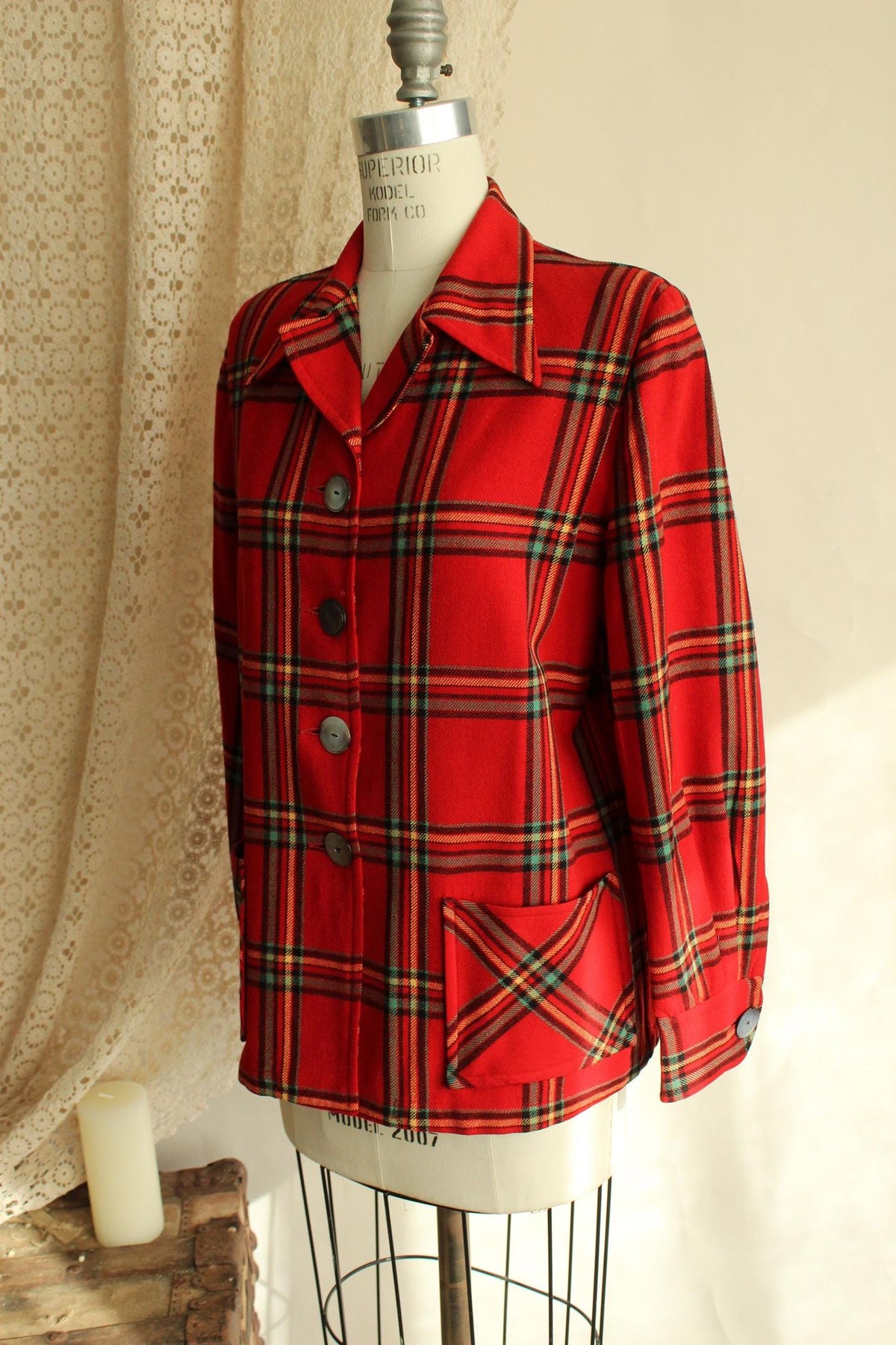 Vintage 1940s Pendleton 49er Jacket in Red Plaid Tartan Wool with Pockets
