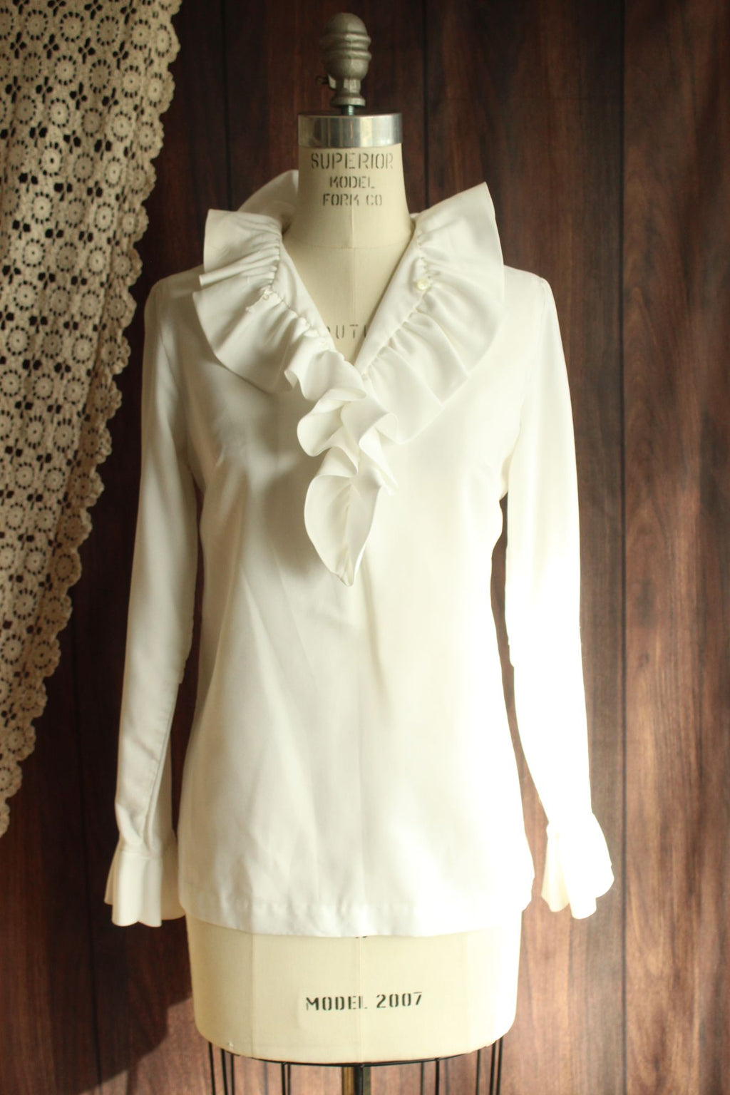Vintage 1960s Teddi of California White Ruffle Collar Blouse