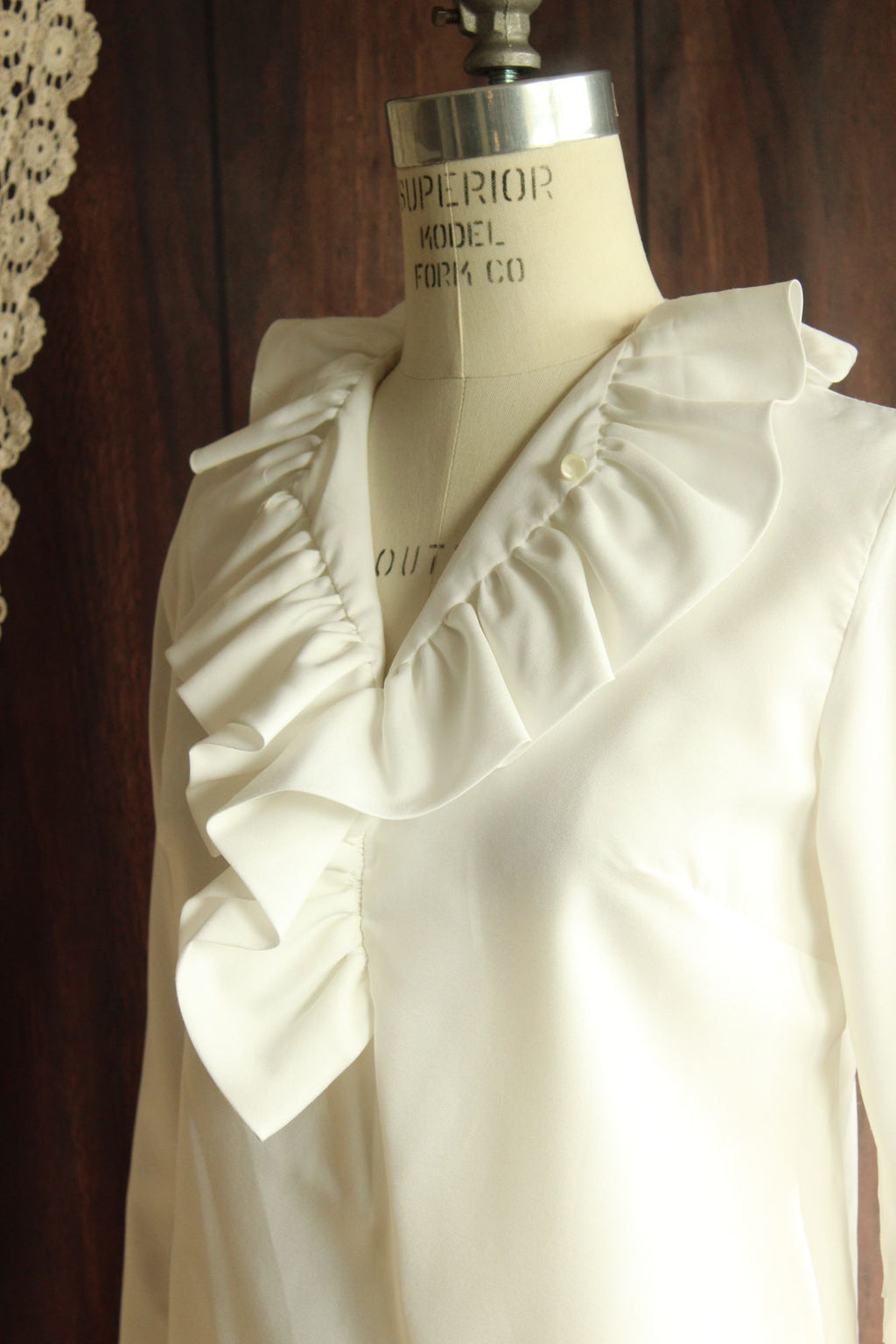 Vintage 1960s Teddi of California White Ruffle Collar Blouse