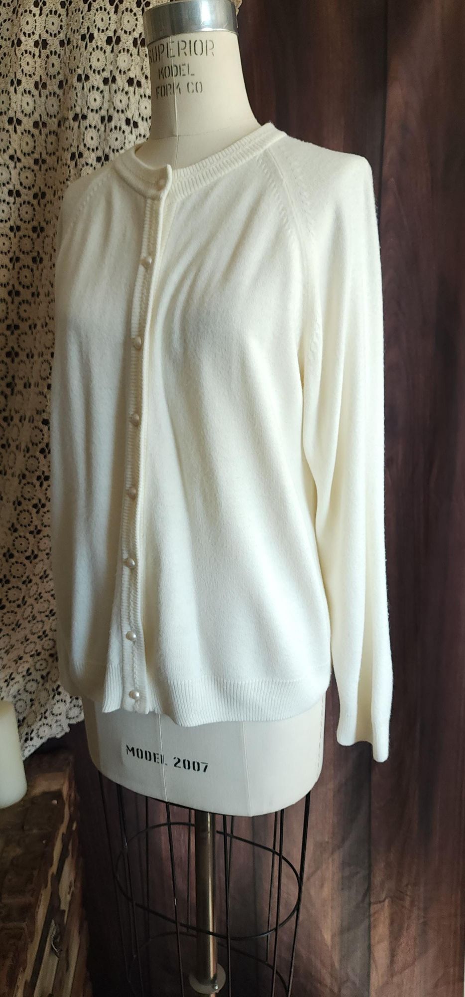 Vintage 1980s 1990s Studio Works Knit Winter White Cardigan Sweater