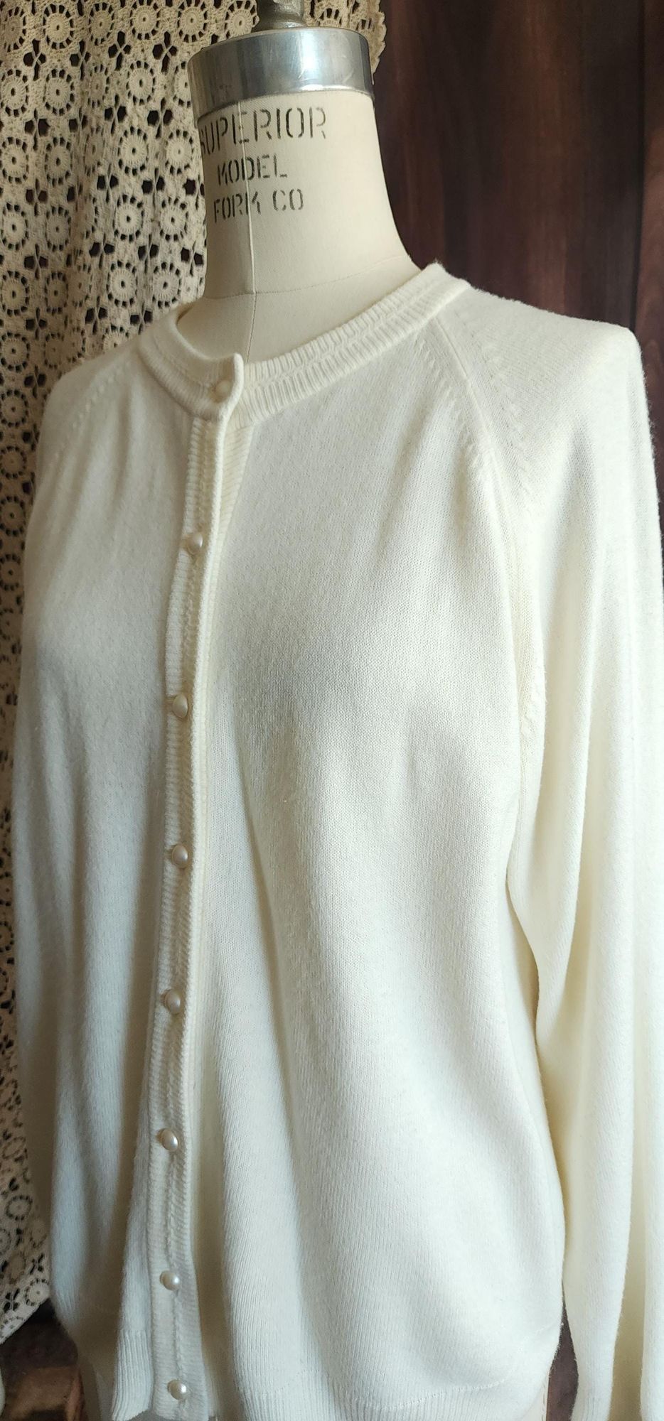Vintage 1980s 1990s Studio Works Knit Winter White Cardigan Sweater