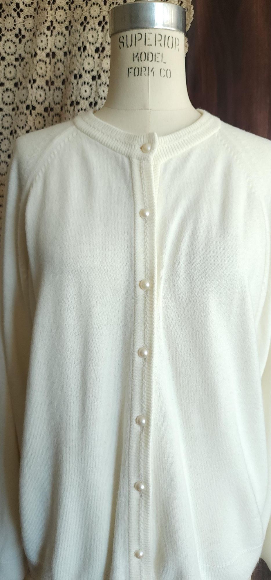 Vintage 1980s 1990s Studio Works Knit Winter White Cardigan Sweater