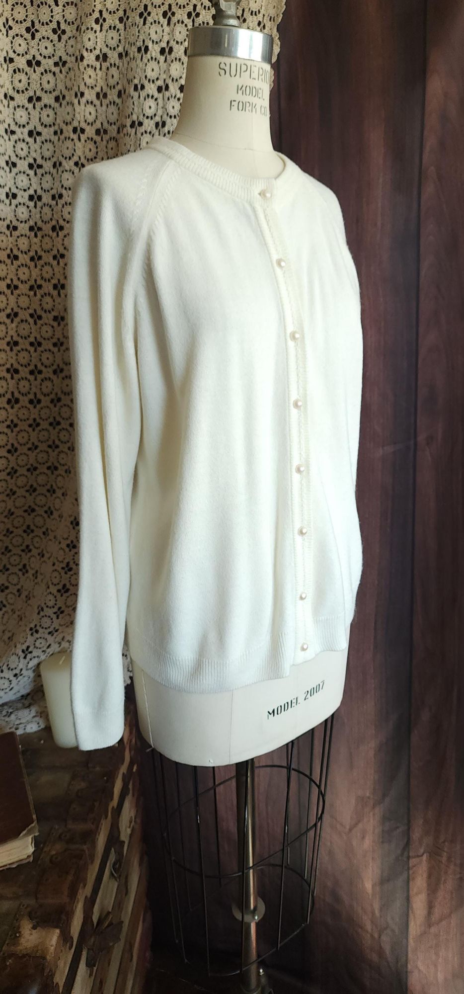 Vintage 1980s 1990s Studio Works Knit Winter White Cardigan Sweater
