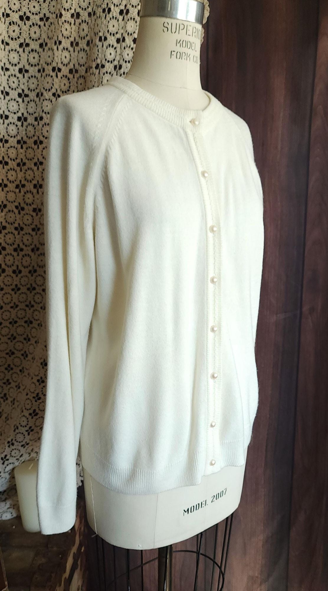 Vintage 1980s 1990s Studio Works Knit Winter White Cardigan Sweater