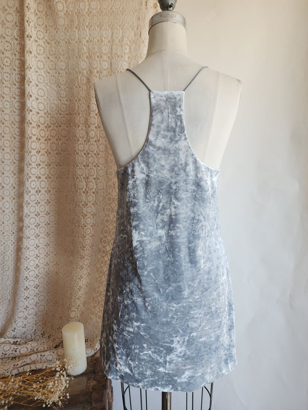 CeCe Dress, "Mia" Silver Crushed Velvet Mini slipdress, Size 4, Racerback