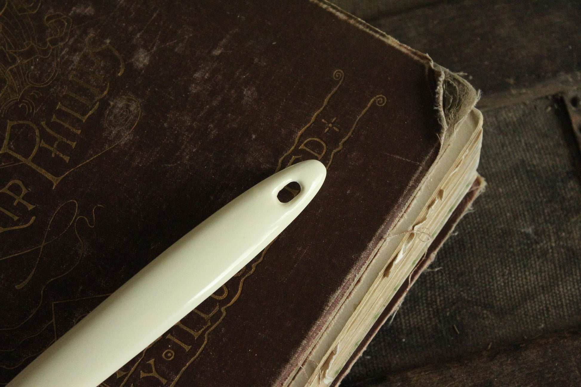 Vintage 1970s Large Cream Melamine Ware Ladle