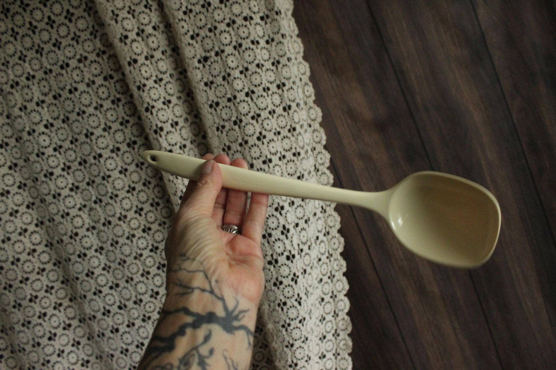 Vintage 1970s Large Cream Melamine Ware Ladle