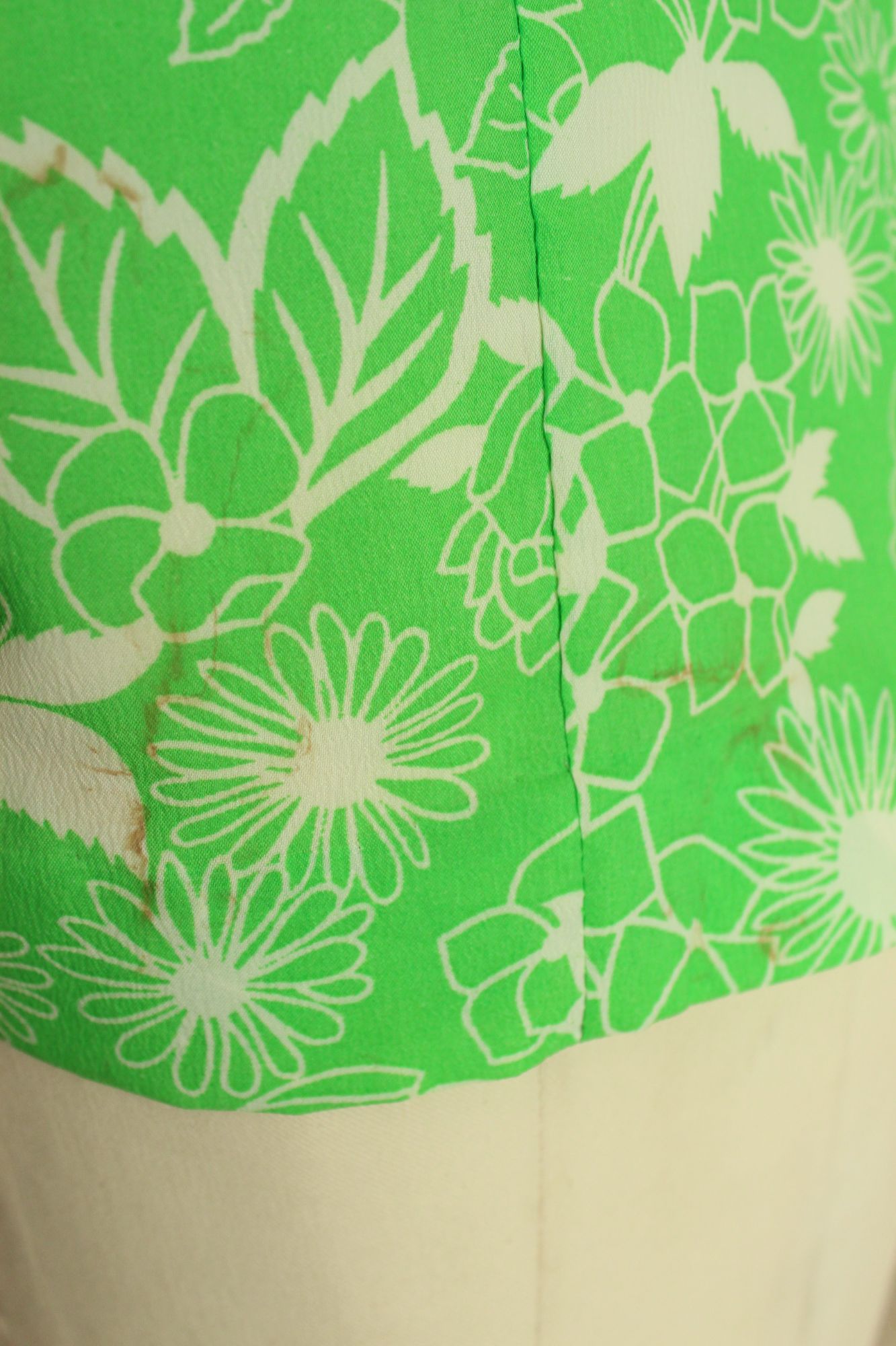 Vintage 1960s Volup Fritzi Green and White Floral Print Dress