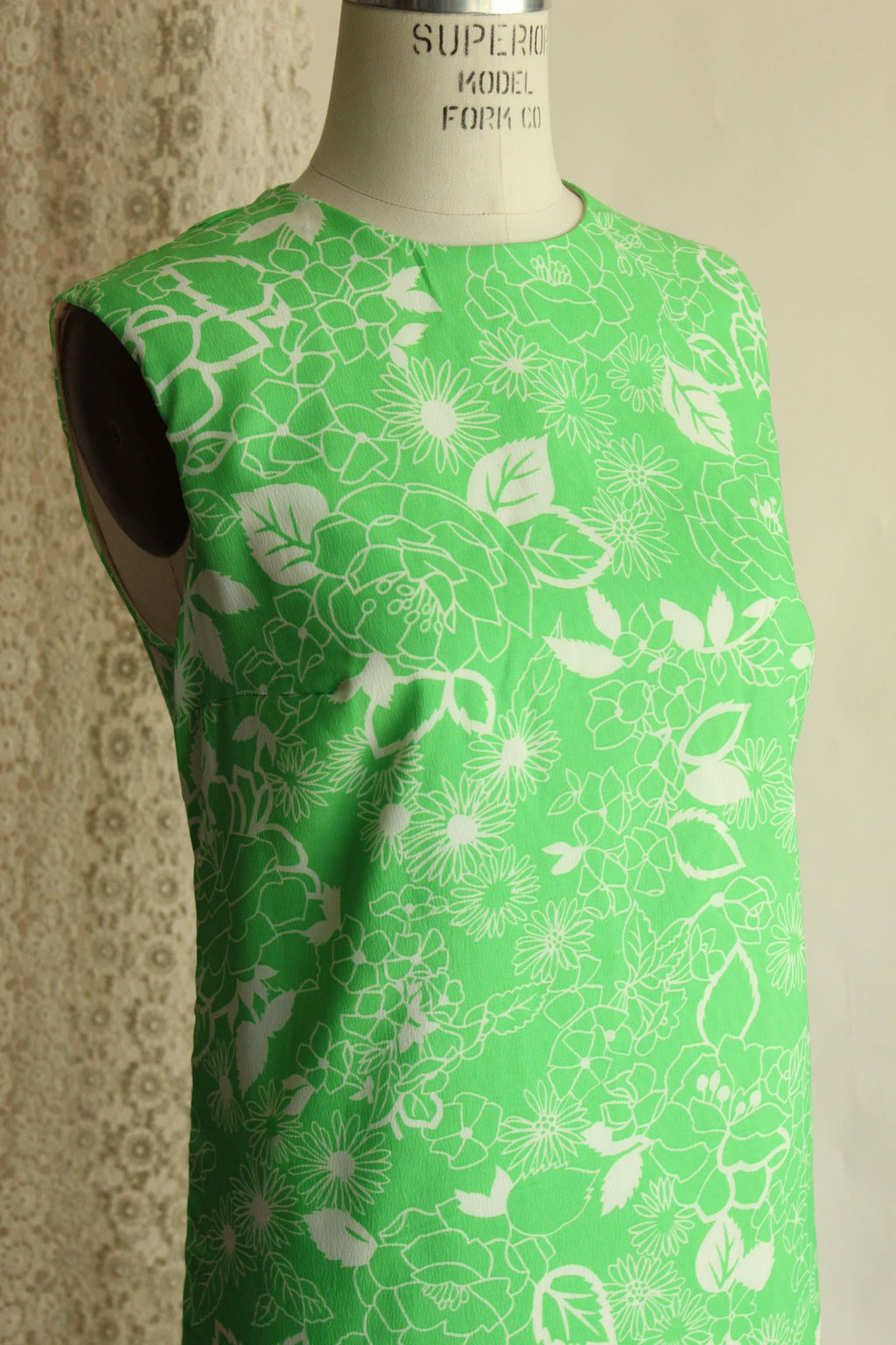 Vintage 1960s Volup Fritzi Green and White Floral Print Dress