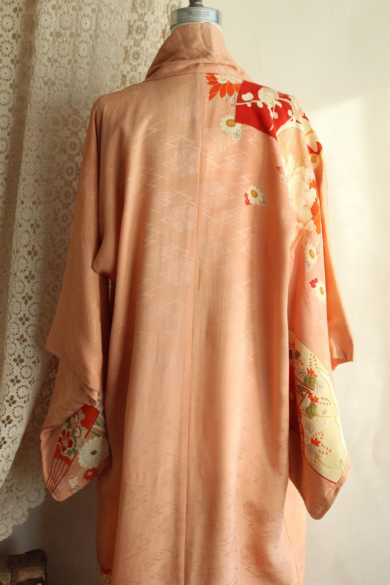 Vintage 1930s Silk Japanese Chu Furisode Kimono with Flowers and Fans Pattern