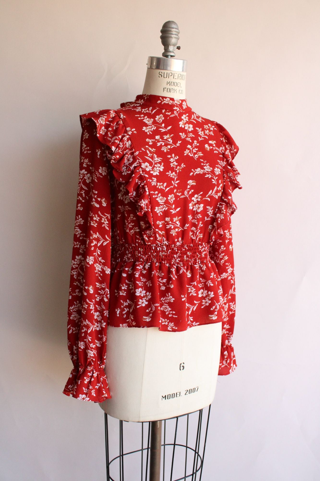 See the Shades Womens Blouse, Size Large, Red and white Flora, Boho, Open Back