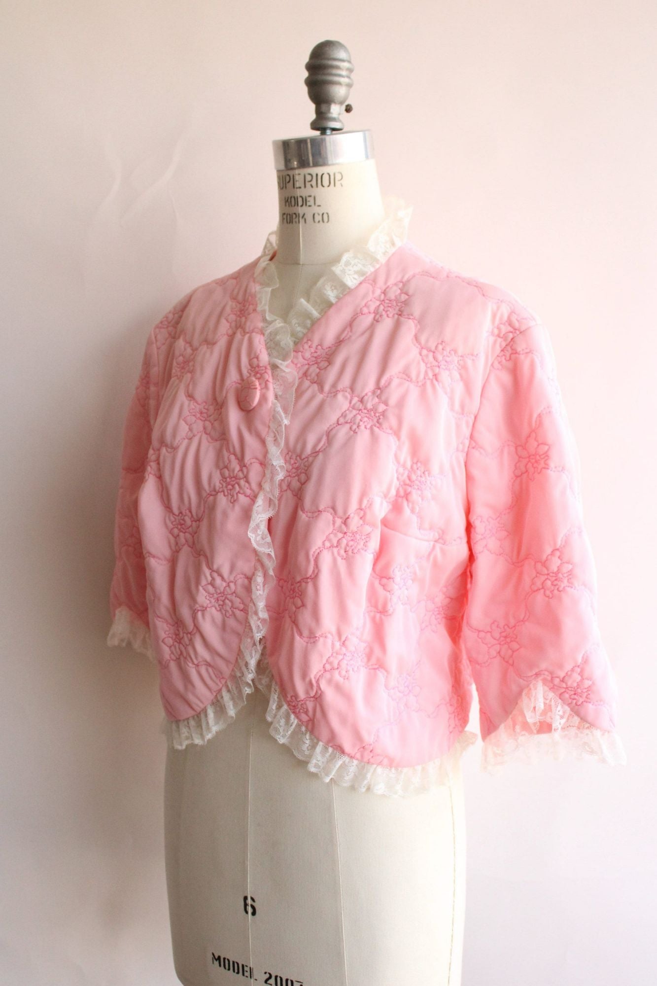 Vintage 1960s Pink Quilted Bed Jacket by Vanity Fair
