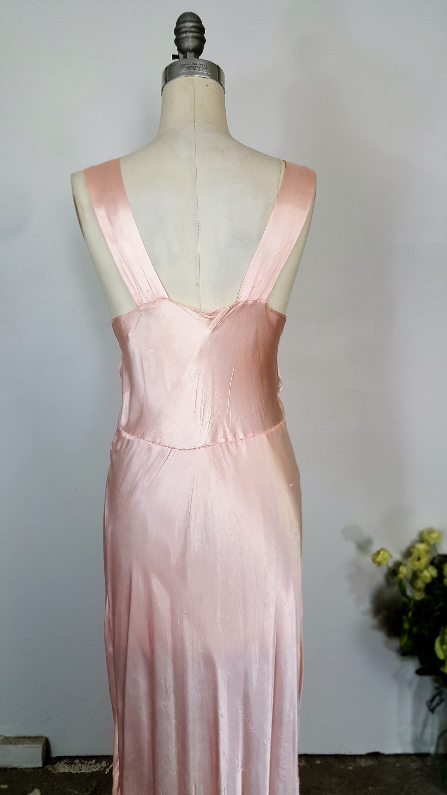 Vintage 1940s 1950s Pink Satin Nightgown With Ivory Lace Trim