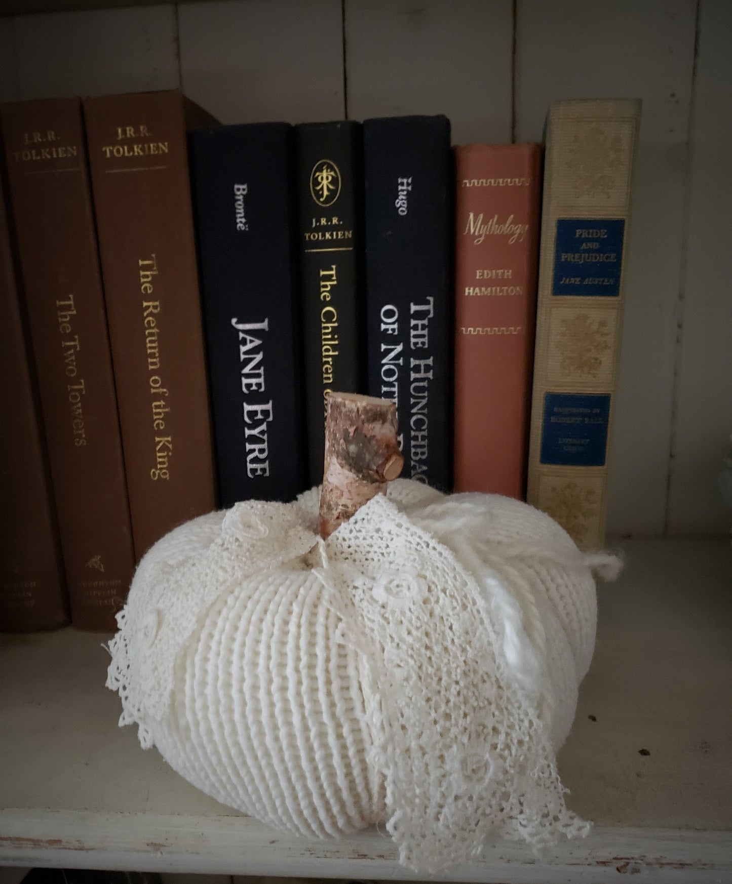 Creamy White Knit Pumpkin PIllow Pouf, Vintage Lace