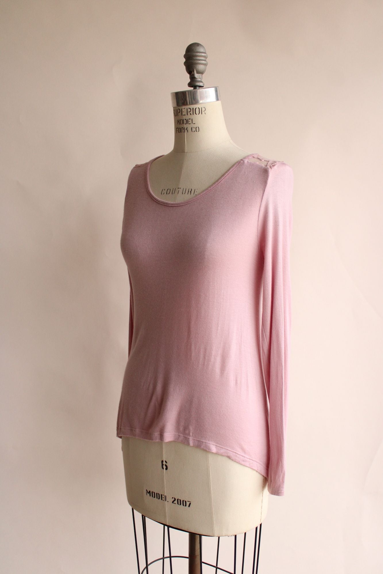 Splash blouse, pink, size Medium, Lace back, high lo