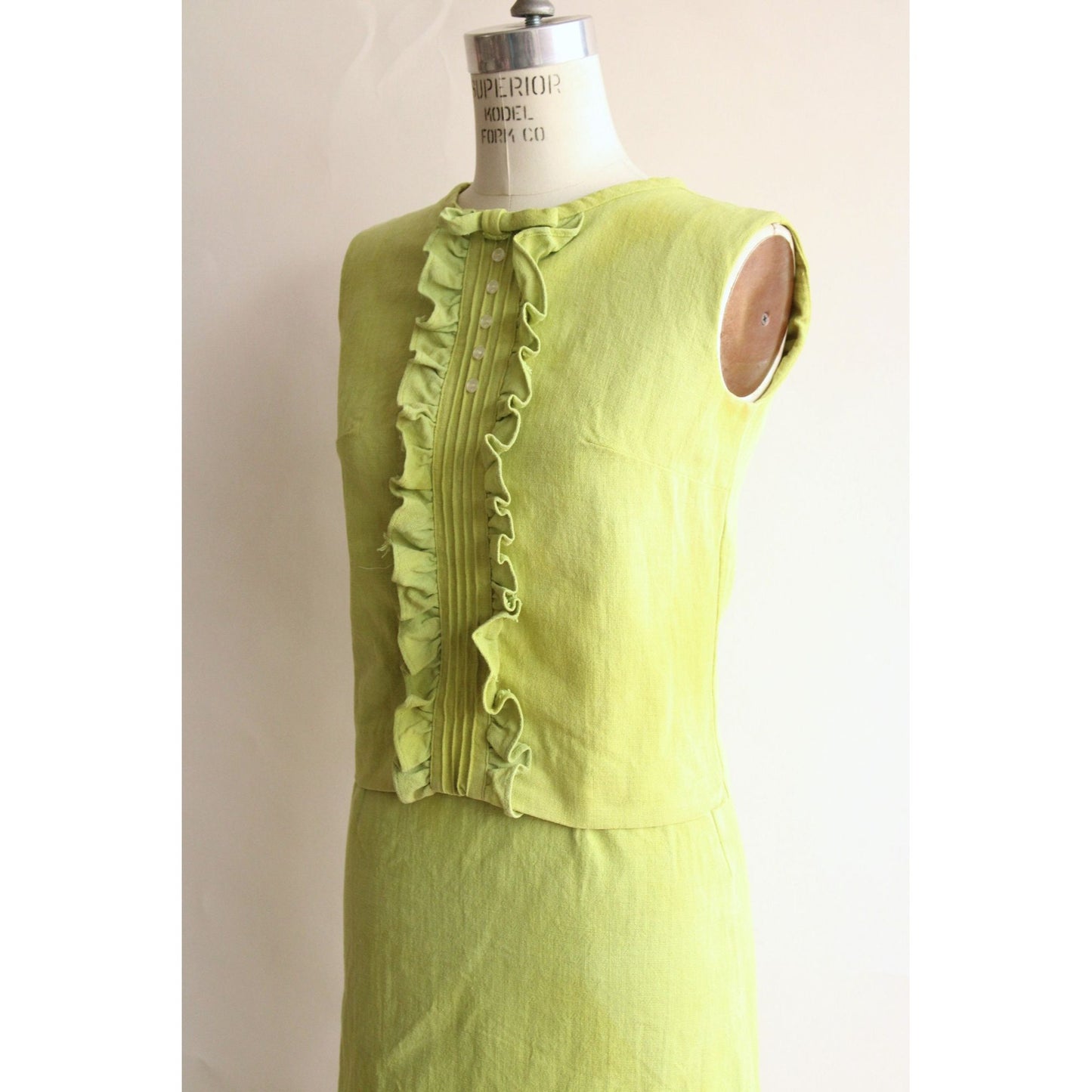 Vintage 1960s Lime Green Linen Two Piece Suit