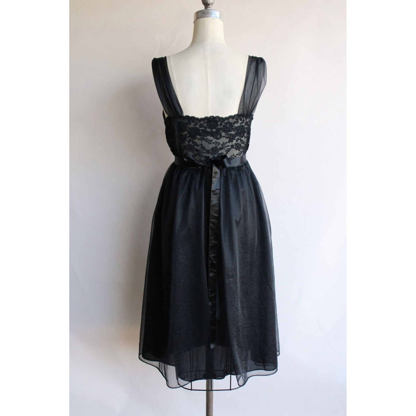 Vintage 1960s Van Raalte Black Lace Trim Nylon NIghtgown