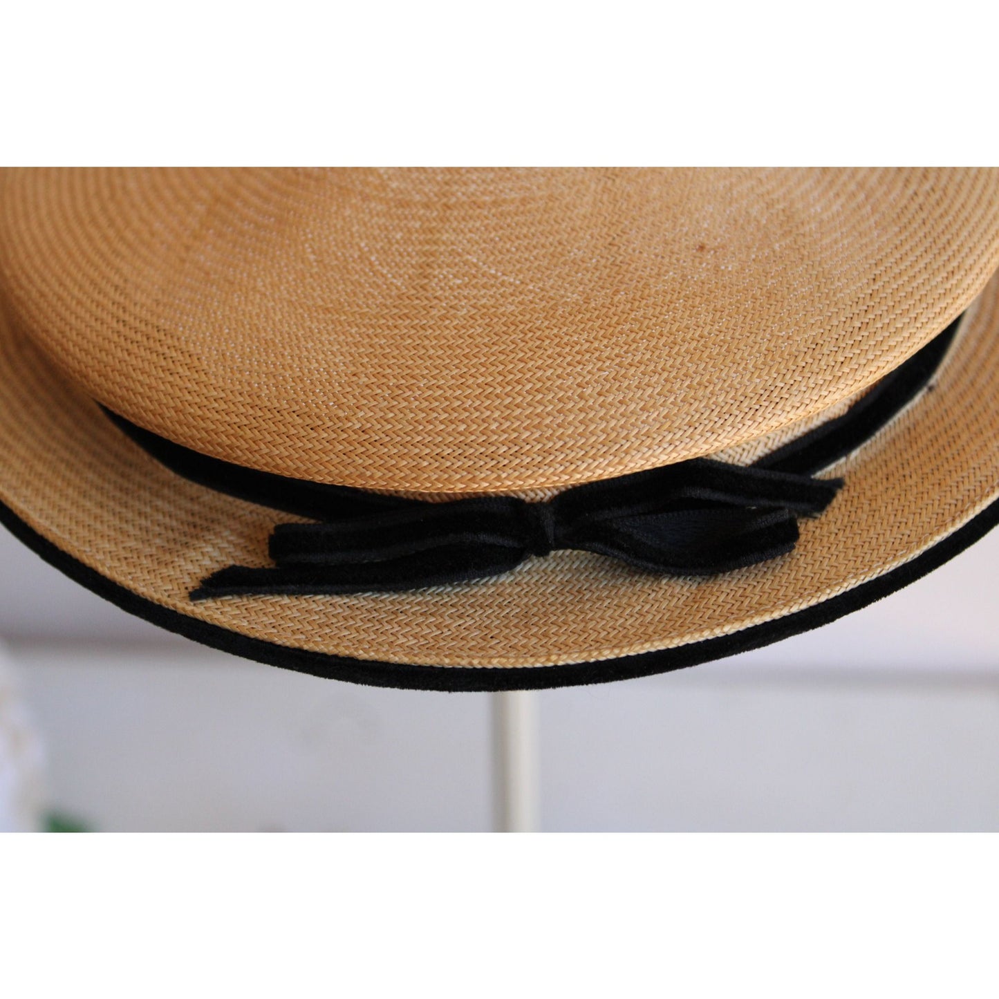 Vintage 1940s 1950s Straw Boater Hat With Black Velvet Bows