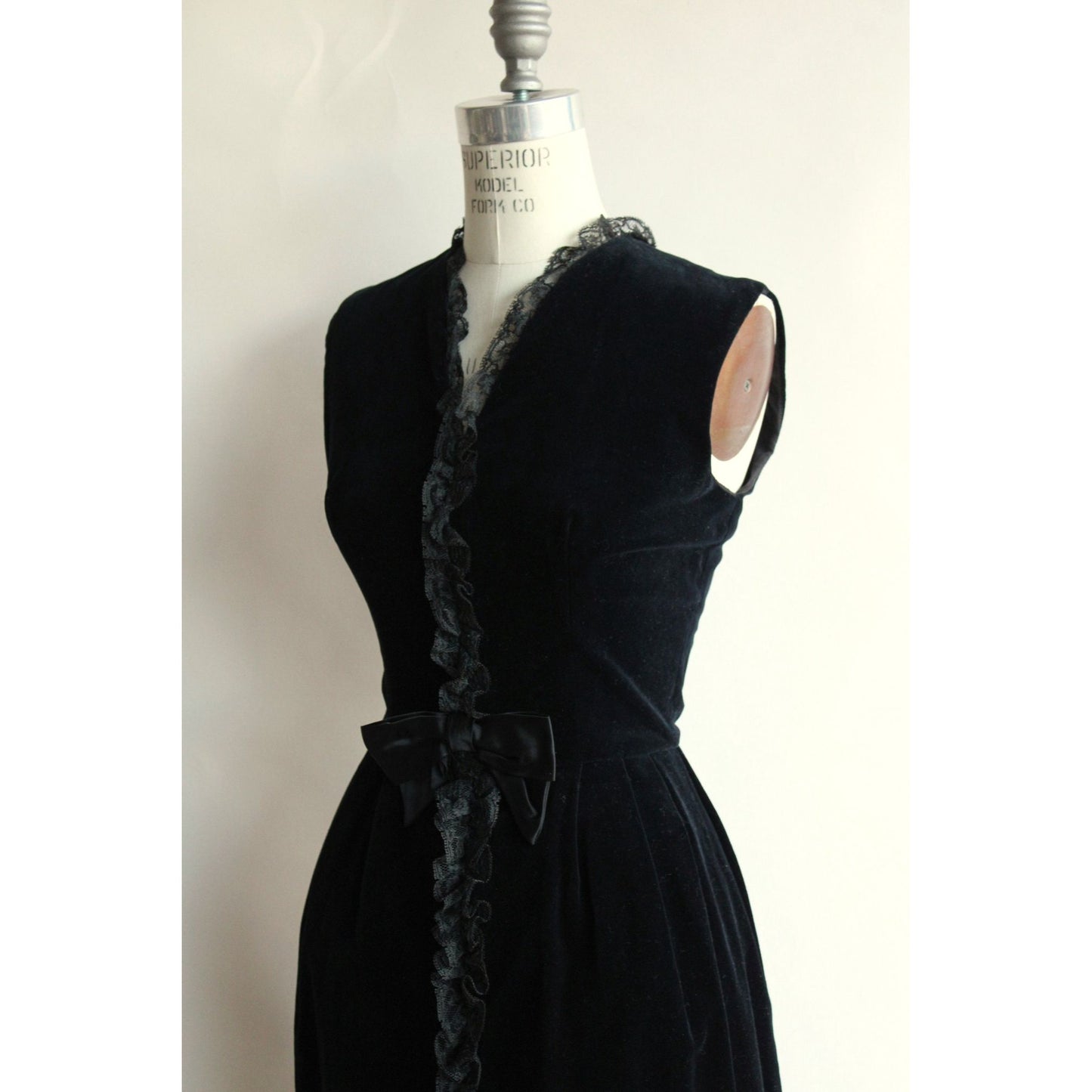 Vintage 1960s Black Velvet Wiggle Dress WIth Lace Ruffle and Bow
