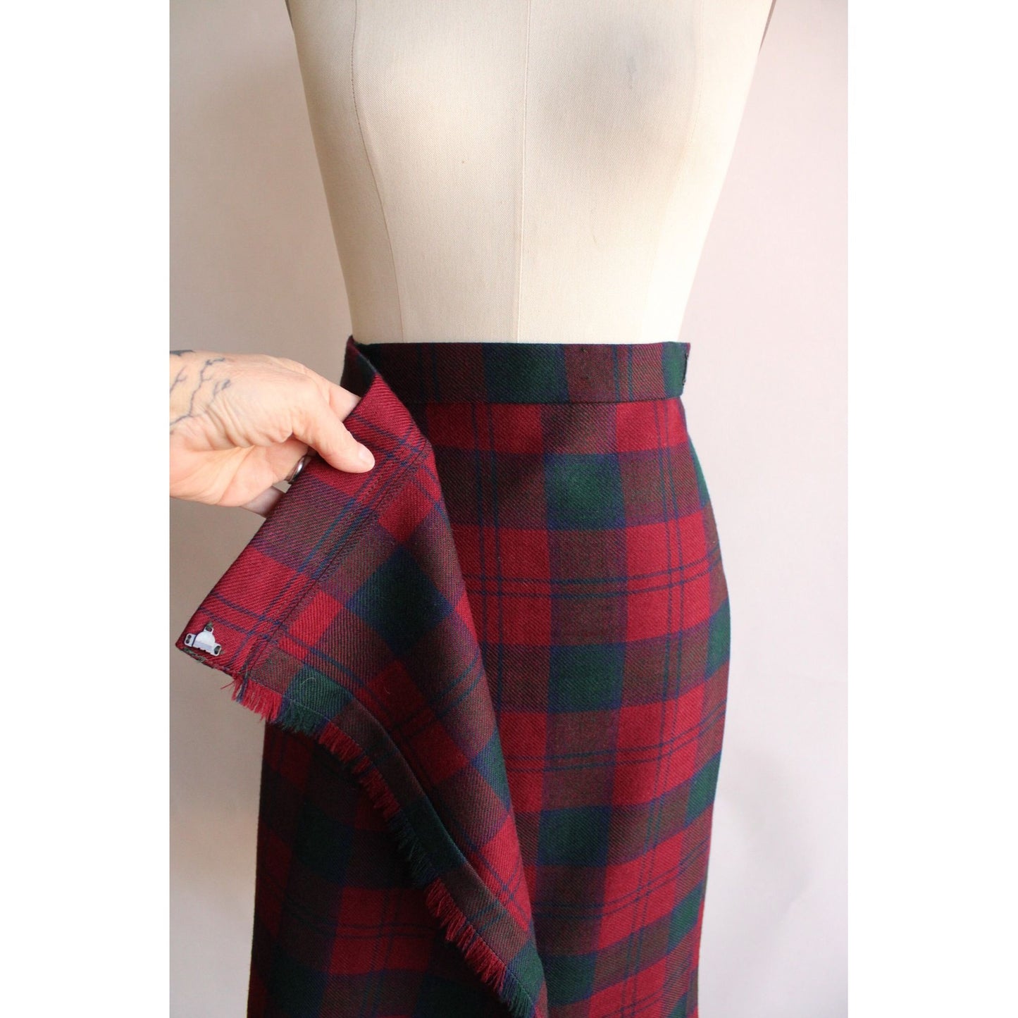 Vintage 1980s 1990 Wool Kilt by Highland Home Industries