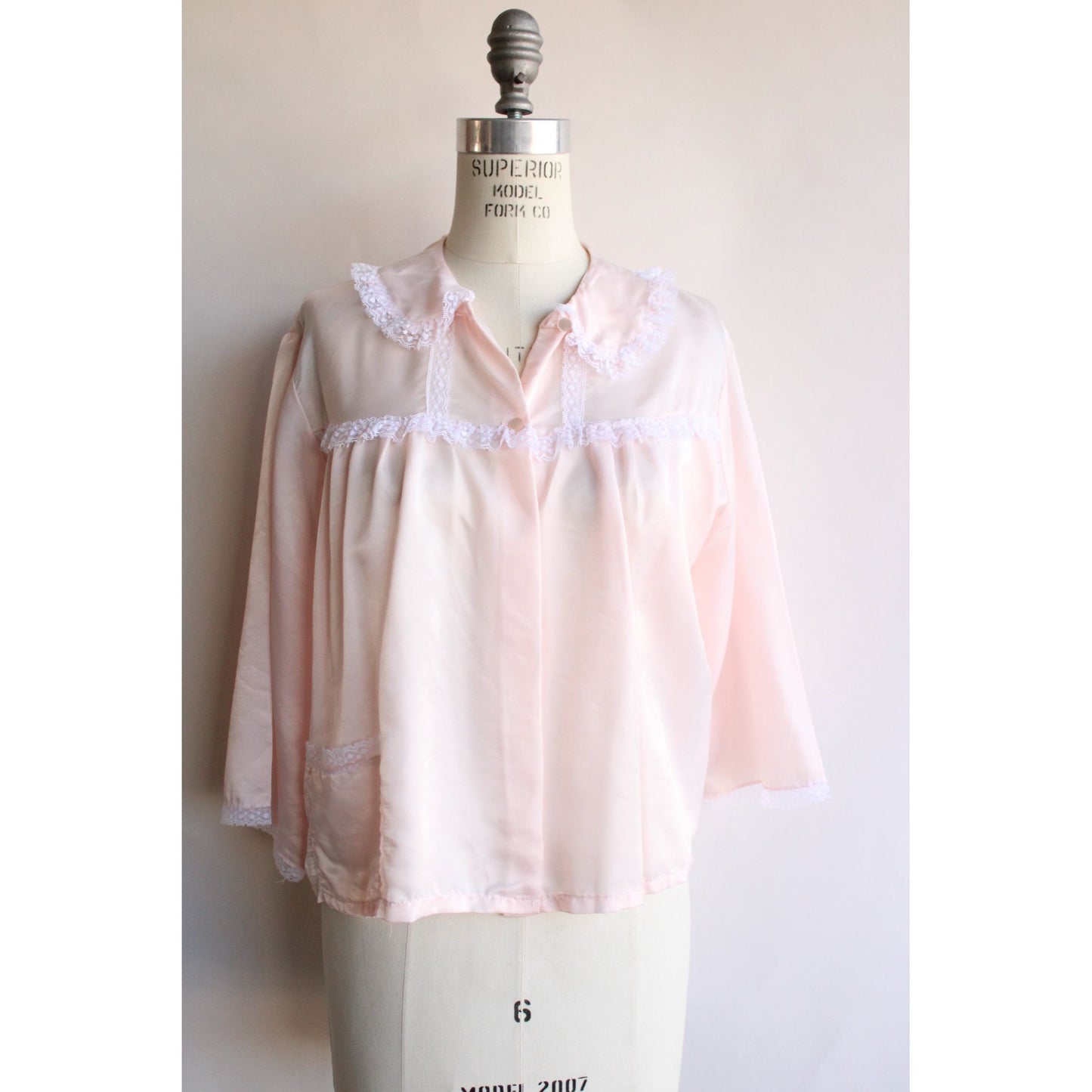 Vintage 1970s 1980s Pink Satin Bed Jacket