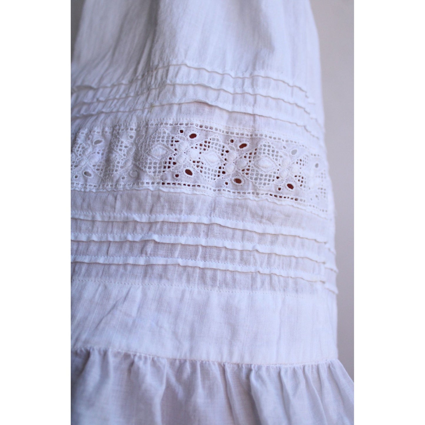 Vintage 1910s White Cotton and Lace Christening Baptism Baby Dress