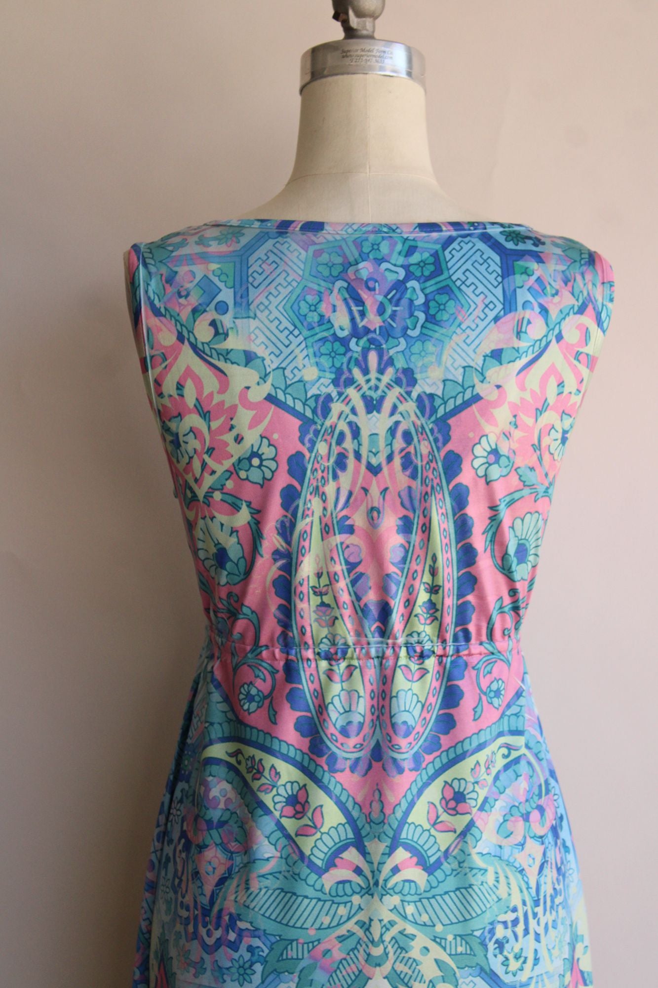 Kiara womens dress, size M, multicolored Boho Print, sleeveless, V neck