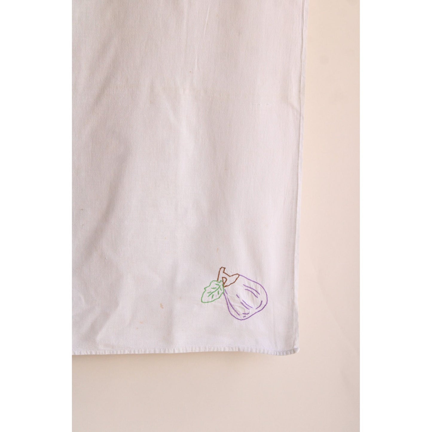 Vintage 1960s Square Embroidered Pear Tablecloth