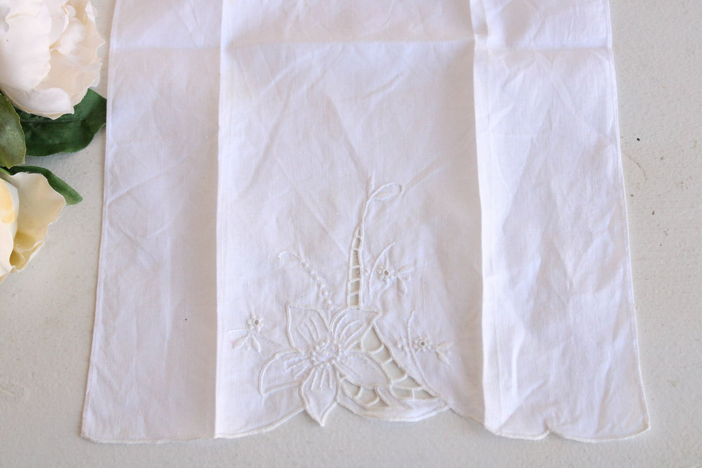 Vintage 1970s White Linen Hand or Tea Towel