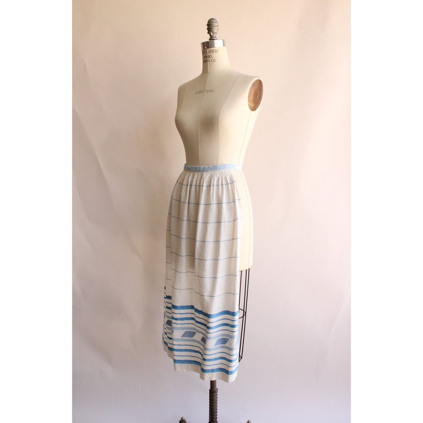Vintage 1930s 1940s White and Blue Linen with Smocking Half Apron