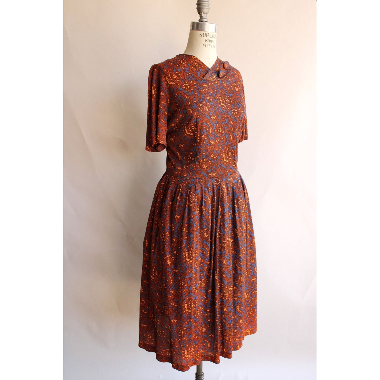 Vintage 1950s 1960s Sears Dress in a Nylon Floral Print