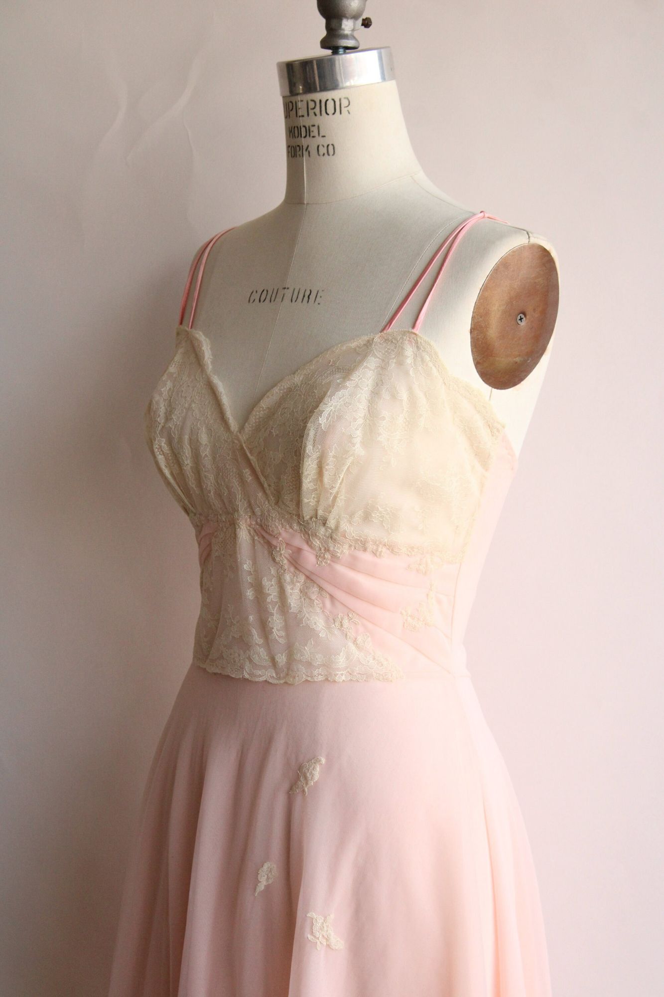 Vintage 1950s 1960s Saks Fifth Avenue Pink Nylon with Lace Trim Nightgown